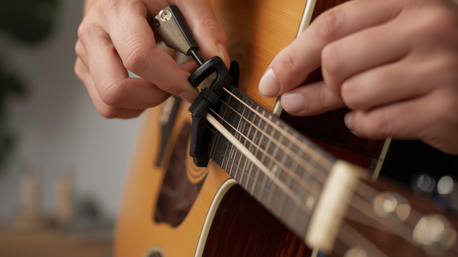 弦交換作業の様子